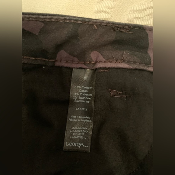 George Shorts - Picture 4 of 4